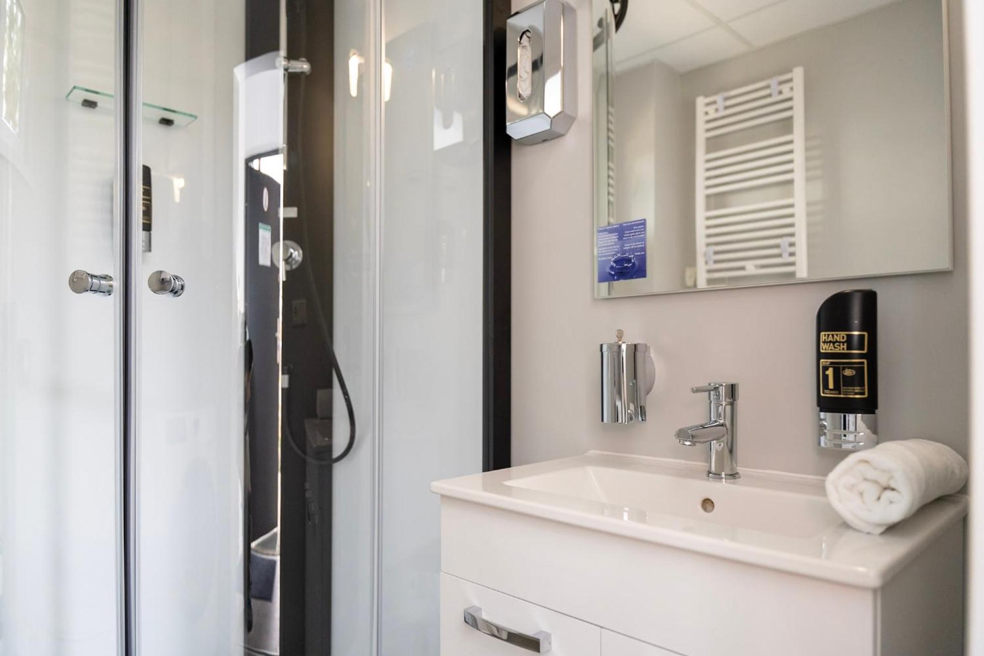 Comfort Housing Apartments Falkensee Ngoại thất bức ảnh